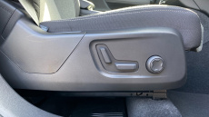 Volvo XC40 2.0 B3P Plus Dark 5dr Auto Petrol Estate